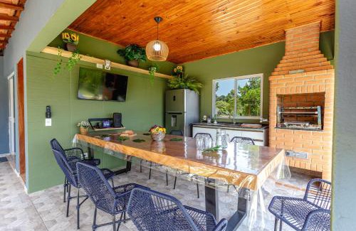 Ibiuna House | Piscina, churrasqueira, natureza - Brazilian Corner