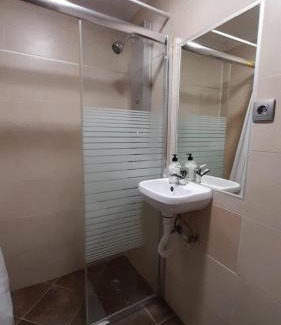 Piedras Blancas Apartment | piso 2 muy cerca de la playa de salinas