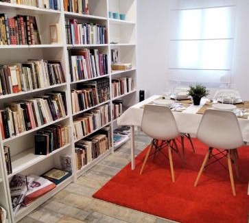 San Diego Apartment | Piso a una parada de Atocha, amplio y luminoso