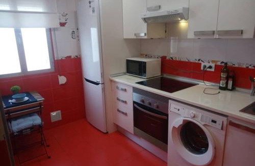 San Diego Apartment | Piso a una parada de Atocha, amplio y luminoso