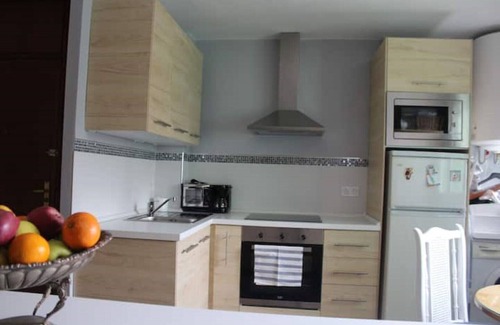 Montequinto Apartment | Piso Acogedor +4personas 1mint. Metro