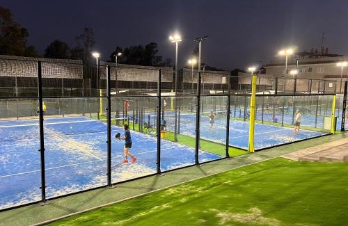 Los Geraeos Apartment | Piso con AC, piscina y pista de pádel y tenis en Águilas