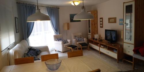 Costa Dorada Apartment | Piso con vistas al puerto - Wifi