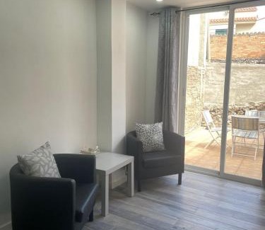 El Vendrell Apartment | Piso en el centro del Vendrell. Alojamiento entero.