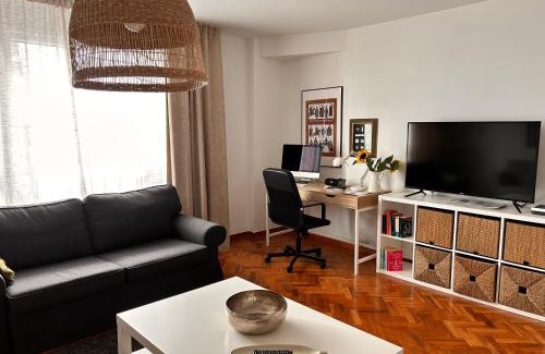 Oviedo City Centre Apartment | Piso en el Centro hasta 8 pax con Garaje, Gimnasio, Ludoteca y Salas de Reuniones