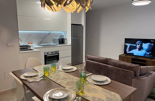 Aguilas Apartment | Piso en el Corazón de Águilas con Aire Acondicionado y Wifi