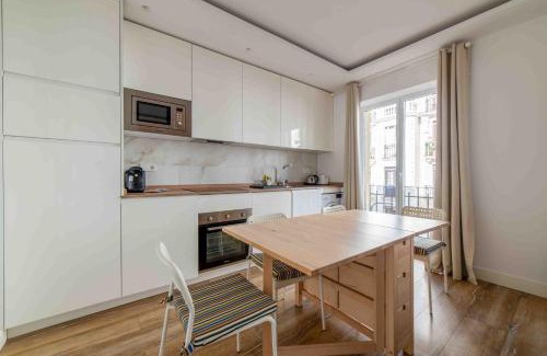 Goya Apartment | Piso luminoso en Barrio de Salamanca 2 hab 2 baño