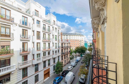 Goya Apartment | Piso Luminoso en Barrio de Salamanca