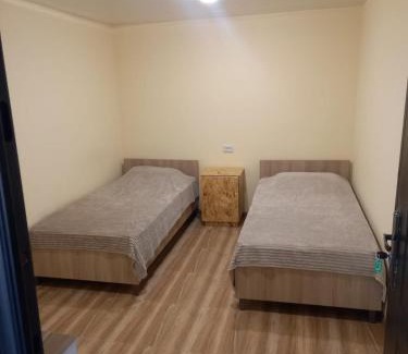 Urtsadzor Resort | PIT STOP B&B Guesthouse