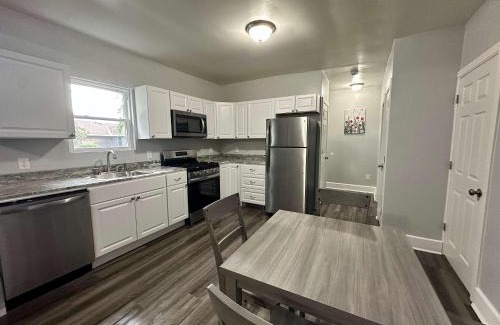 Oneonta Apartment | Pitcher's Paradise Apt 1-All Star Baseball Rentals