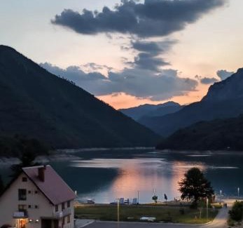Pluzine Apartment | Piva lake