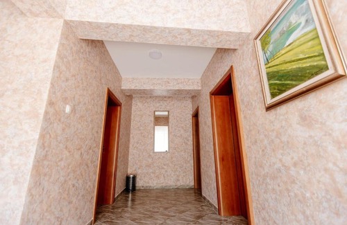 Pluzine House | Piva lake
