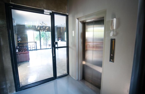 Lop Buri Hotel | PJ Loft Hotel