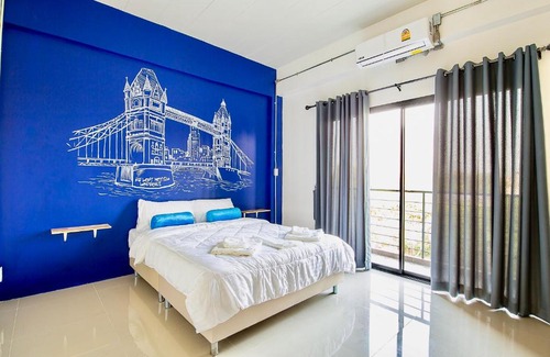 Lop Buri Hotel | PJ Loft Hotel