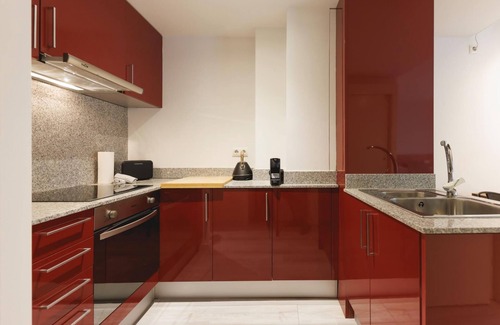 el Mercadal Apartment | Plaça Catalunya Studio - Holiday Apartment in Girona | Bravissimo