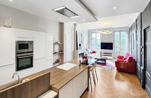 2nd Arrondissement Apartment | Place Carnot