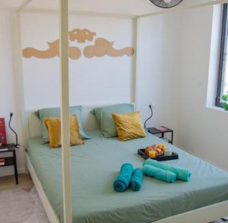 Bethune Apartment | Plain-pied - Centre ville - Jardin au calme