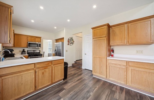 Fox Valley House | Plainfield Rental - Metcalf Ct