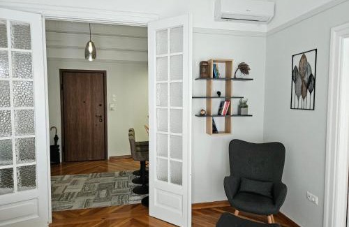 Plaka Apartment | Plaka Sofi Suite