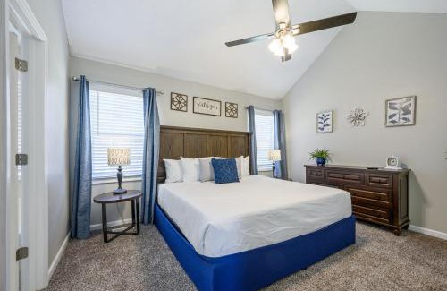 Adairsville House | Plan A Trip To The Lake In This Open Air Cozy Home
