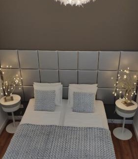Nepszinhaz negyed Apartment | Planet Holiday Apartments