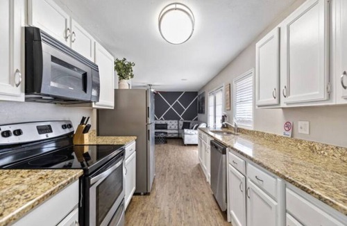 Plano House | 🌟 Plano’s Getaway! Game Room! 4 TVs! FAST WIFI