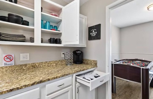 Plano House | 🌟 Plano’s Getaway! Game Room! 4 TVs! FAST WIFI