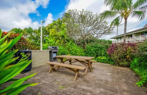 Wailua Apartment | Plantation Hale A10