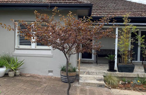 Bathurst House | Plantation House Bathurst cozy luxury accommodation for family and friends
