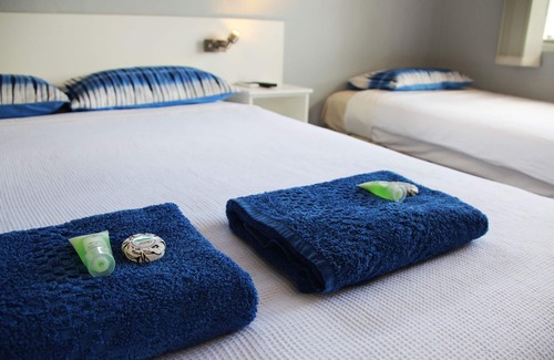 Tyndale Hotel | Plantation Retro Motel Tyndale