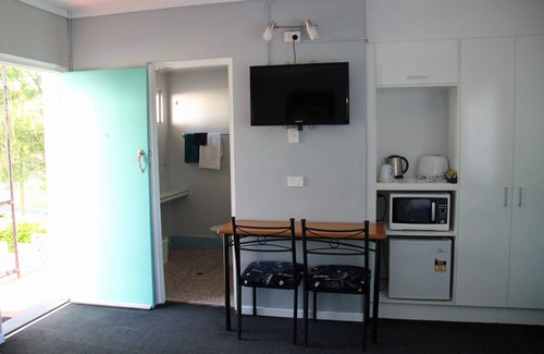 Tyndale Hotel | Plantation Retro Motel Tyndale
