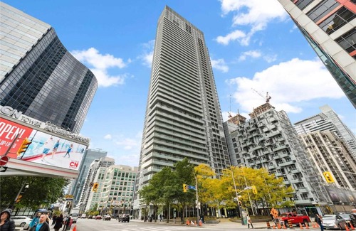 Toronto Entertainment District Apartment | PlanURstay - 2BR & 2BTH 300 Front Street West