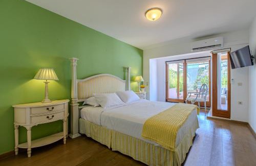 Platanias Town Apartment | Platanias Memories Apartment