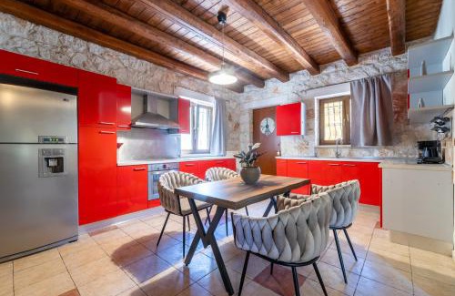 Vanato Apartment | Platanus Inn Apartments by "elite"