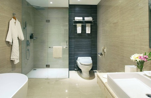 Depok Hotel | Platinum Adisucipto Hotel & Conference