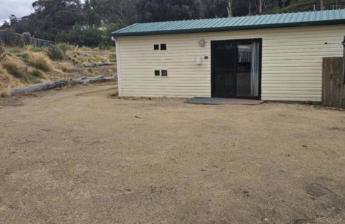 Mount Rumney House | Platypus Cabin - Mt Rumney Escapes