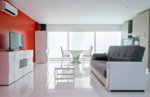 Sitges Apartment | PLAYA a 3 minutos Parking barbacoa Apartamento en Castelldefels