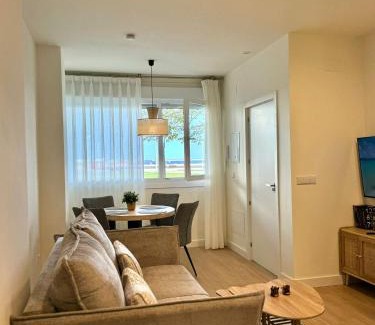 Distrito Oeste Apartment | Playa A - PRIMERA LINEA DE PLAYA - WIFI GRATIS