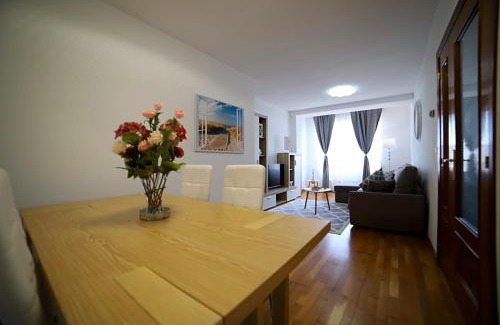 Distrito Oeste Apartment | Playa Arbeyal & Garaje -VUT-2093-AS