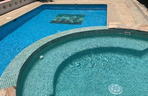 Los Tamarindos Apartment | Playa Bruja Zicatela Apt. 2, Beach Front, Kitchen, AC, Starlink, Pool & More