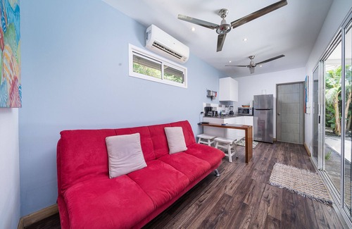 Potrero House | Playa Potrero - Cute, modern Containerhome w/pool for 2 people