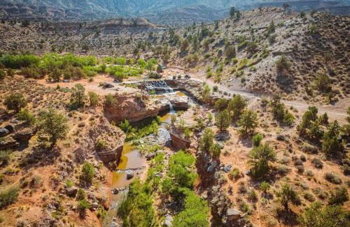 Washington House | Playtime at Esc 2367 Gorgeous new home with Bunk Room, BBQ, Foosball, Resort Pickleball Courts!