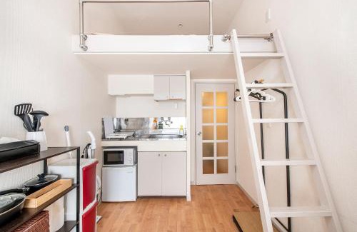 Kamiikebukuro Apartment | Plaza de La Brea