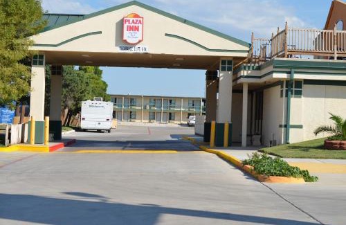 Big Spring Hotel | Plaza Inn