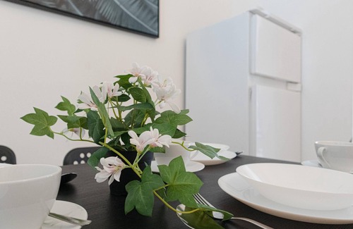 Matzleinsdorf Apartment | Pleasant 2BR shared Apt. Margareten