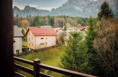 Busteni Ski Chalet | Pleasant chalet in charming Bușteni with view