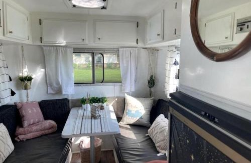 Darnestown House | Pleasant Cozy Airstream with Amazing Stargaze and Farm Views in Maryland
