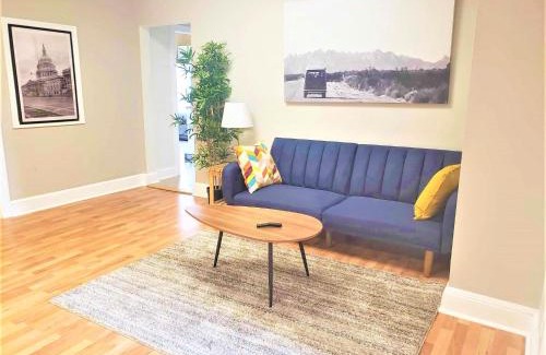 West Hyattsville Bed & Breakfast | Pleasant Private Room in Washington DC