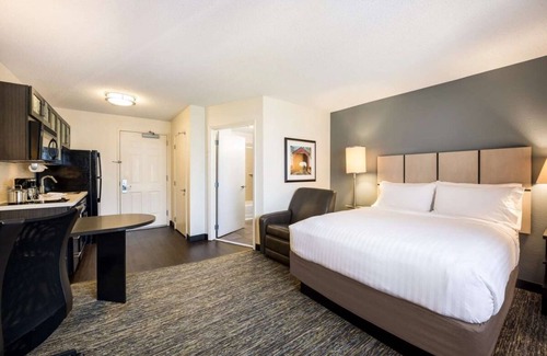 Troy Hotel | Pleasant Stay, Convenient Location! Free Parking, Kitchenette