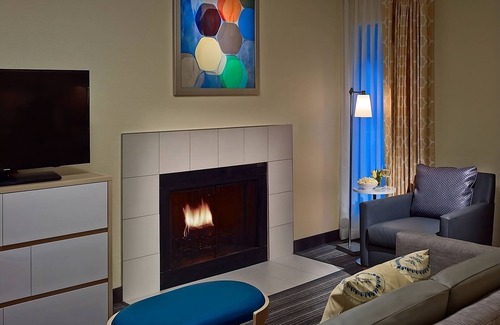 Omaha Hotel | Pleasant Stay, Convenient Location! Onsite Pool, Free Breakfast, Free Parking
